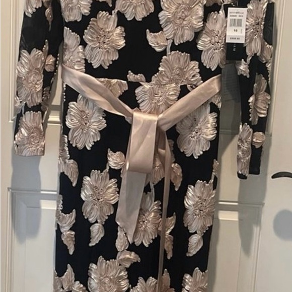 Betsy & Adam Black Dress with Champagne Floral Appliqué - Picture 2 of 8